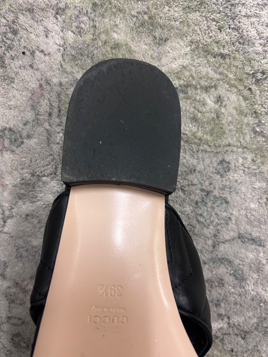 Gucci Black Matelasse Leather Marmont Thong Sandal Heels  Gucci Marmot Quilted Leather Thong Sandal